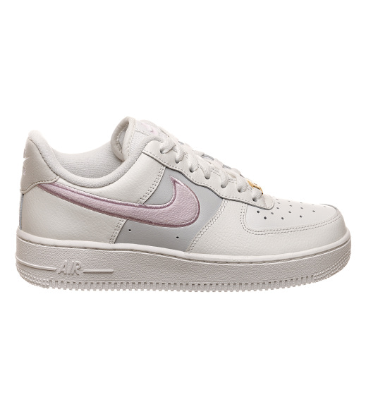 Кросівки жіночі Nike Air Force 1 07 (DQ0826-100)