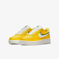 Желтые кроссовки мужские Nike Air Force 1 Lv8 (DQ0359-700)