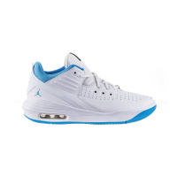 Белые кроссовки мужские Jordan Max Aura 5 (DZ4353-104) Белые кроссовки мужские Jordan Max Aura 5 (DZ4353-104)