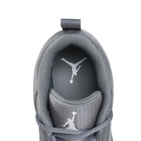 Серые кроссовки мужские Jordan Max Aura 6 (FQ8298-002) Серые кроссовки мужские Jordan Max Aura 6 (FQ8298-002)