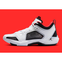 Кроссовки мужские Nike Air Jordan 37 Low Sneakers (DQ4122-100) Кроссовки мужские Nike Air Jordan 37 Low Sneakers (DQ4122-100)