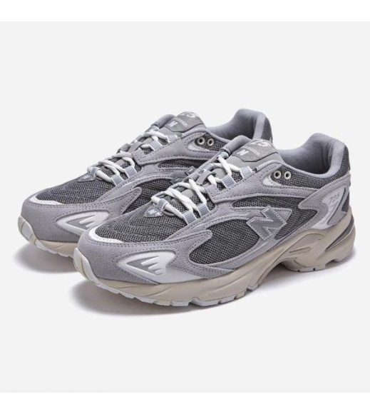 Серые кроссовки мужские New Balance Grey Running Shoes Sneakers (ML725AA)
