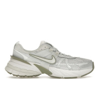 Серые кроссовки женские Nike V2k Run (FD0736-006)