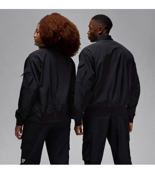 Куртка мужская Nike M J Ess Stmt Ltwt Rngd Jkt (FN4623-010)