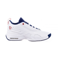 Белые кроссовки мужские Jordan Max Aura 6 (FQ8298-100) Белые кроссовки мужские Jordan Max Aura 6 (FQ8298-100)