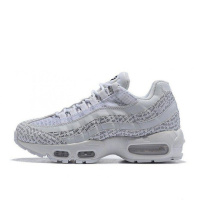Белые мужские кроссовки NIKE AIR MAX 95 SE AV6246-100