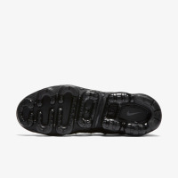 Чоловічі кросівки NIKE AIR VAPORMAX PLUS 924453-004