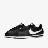 Мужские кроссовки NIKE CLASSIC CORTEZ NYLON 807472 011