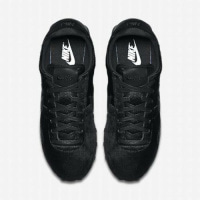 Женские кроссовки Nike Pre Montreal Racer 844930-002