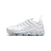 Белые мужские кроссовки NIKE AIR VAPORMAX PLUS 924453-100