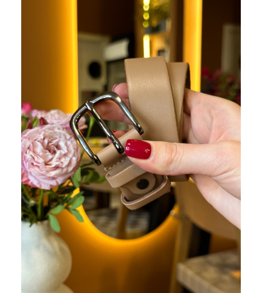 Кожаный женский ремень в бежевом цвете 3588