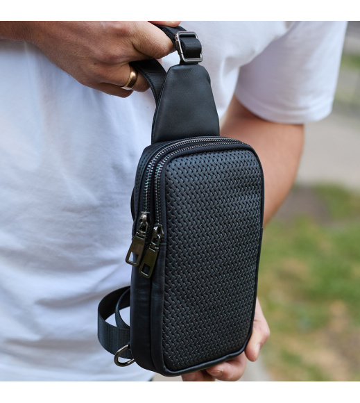 Мужская сумка-слинг через плечо 13х20х5, бананка нагрудная с узором для телефона, черная
