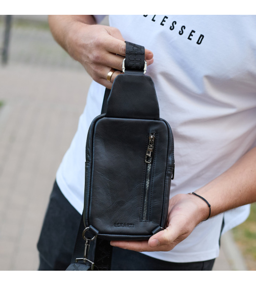 Мужская сумка-слинг через плечо 13х20х5, бананка нагрудная с узором для телефона, черная