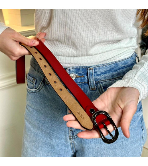 Кожаный красный ремень