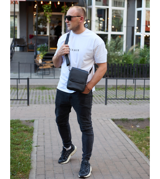 Мужская сумка барсетка на одно плечо 17.5х22х6, нагрудный мессенджер для телефона, черный
