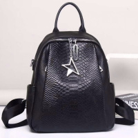 Жіночий рюкзак шкіряний міський з ременцем 23х30х11, сумка на спину для навчання, чорна Жіночий рюкзак шкіряний міський з ременцем 23х30х11, сумка на спину для навчання, чорна