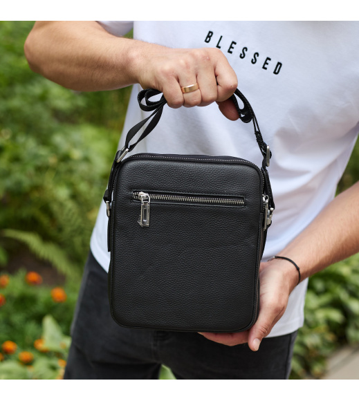 Мужская кожаная сумка-барсетка 24х20х8, компактная сумочка на плечи для мужчины, наплечный мессенджер, черная