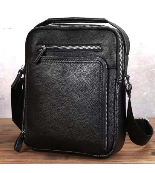 Кожаная мужская сумка-барсетка через плечо 22х26х7/мессенджер для телефона и документов, черный
