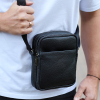 Мужская барсетка через плечо, зернистая кожа 20х16х6, мессенджер для города, сумка для телефона и документов, черная