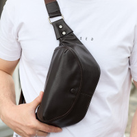 Мужской нагрудный кожаный рюкзак для телефона 14х29х8, сумка бананка для города и отдыха 70101 черная