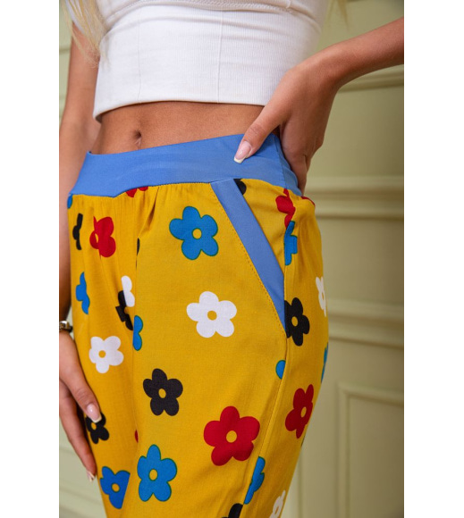 Літні жіночі штани гірчичного кольору в принт 172R064
