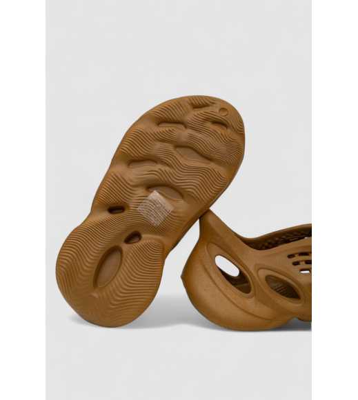 Кроксы женские с закрытым задником, цвет коричневый, 248RCX302