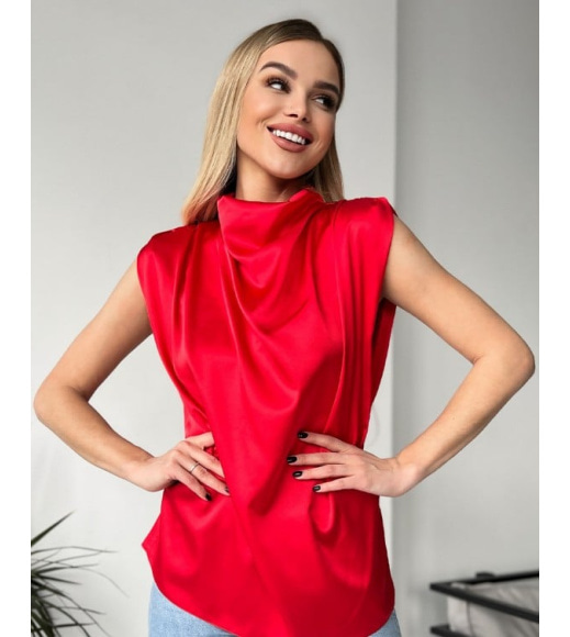 Червона шовкова блуза без рукавів