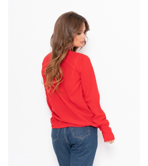 Красная шифоновая блуза с запахом