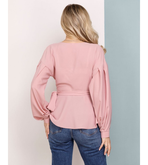 Рожева шифонова блуза на запах з баскою
