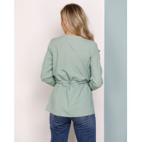 Зеленая приталенная блуза на кулиске