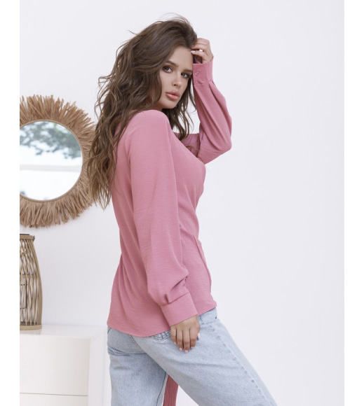 Розовая асимметричная блуза с завязкой