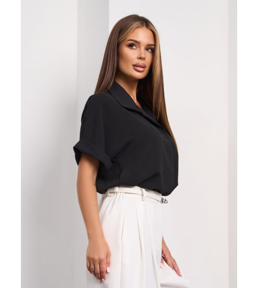 Черная свободная блуза с воротником