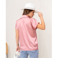 Розовая классическая блуза из шелка