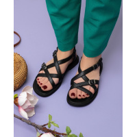 Черные сандалии из кожи под питона