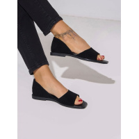 Черные низкие босоножки с закрытой пяткой