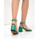 Зелені босоніжки з прямокутними шкарпетками