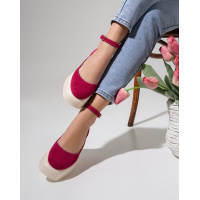 Розовые замшевые туфли на платформе