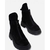 Черные замшевые ботинки с передней молнией
