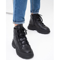 Зимние кожаные ботинки на меху