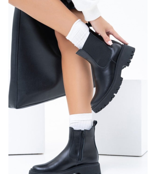 Черные высокие челси на меху