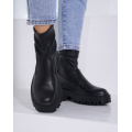 Черные кожаные ботинки с мягким голенищем