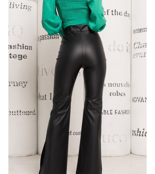 Черные кожаные брюки-клеш с боковыми разрезами