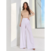 Белые свободные брюки высокой посадки