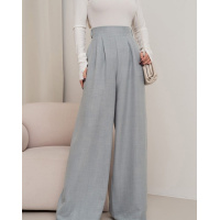 Серые льняные брюки с защипами