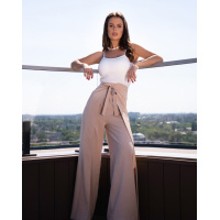 Бежевые льняные брюки кроя на запах