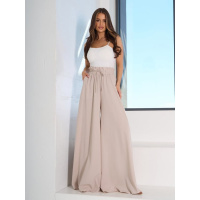 Бежевые брюки палаццо широкого кроя