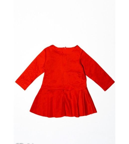 Красное однотонное платье с карманом и расклешенной юбочкой