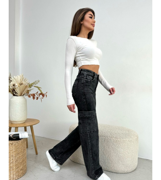Серые джинсы карго с накладными карманами