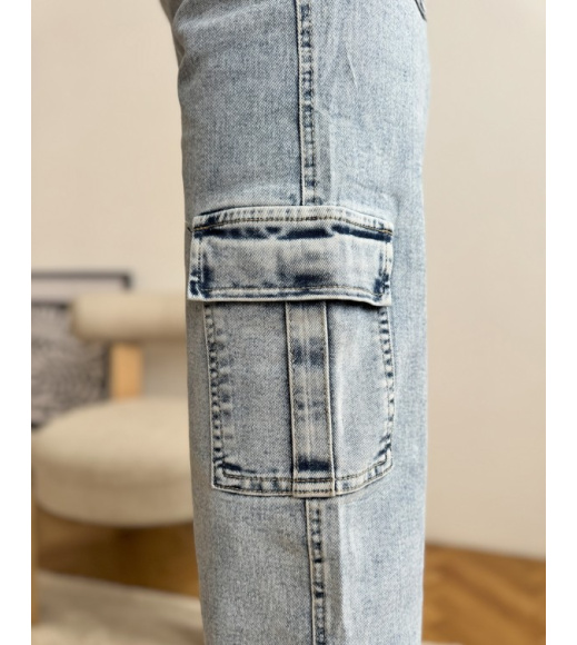 Голубые свободные джинсы карго