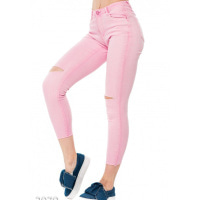 Рожеві укорочені джинси з прорізами на колінах